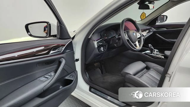 BMW 5 Series (G30) id 4779127 из Кореи 34