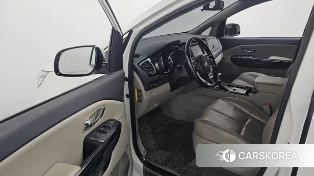 Kia The New Carnival id 3736423 из Кореи 20