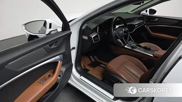 Audi A6 (C8) id 3702377 из Кореи 20