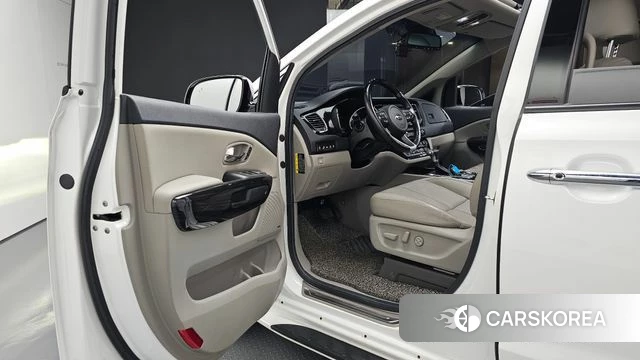 Kia The New Carnival id 4713045 из Кореи 34