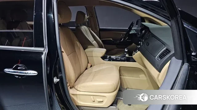 Kia The New Carnival id 3778706 из Кореи 20