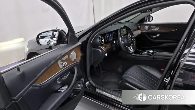 Mercedes-Benz E-Class W213 id 3060021 из Кореи 20