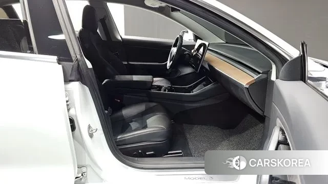 Tesla Model 3 id 3727978 из Кореи 20