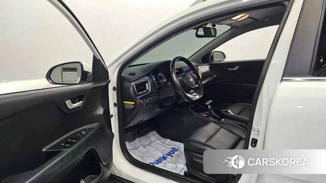 Kia Stonic id 4543218 из Кореи 30