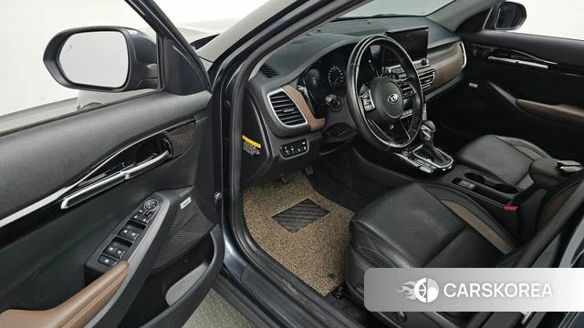 Kia Seltos id 4435294 из Кореи 31