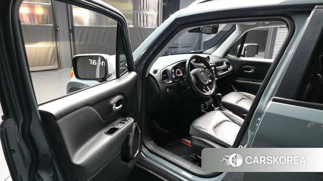 Jeep Renegade id 4620559 из Кореи 34