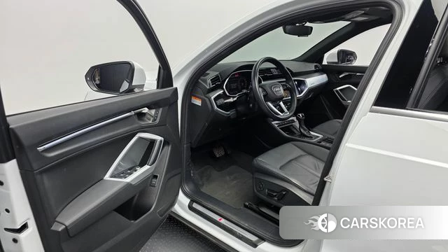 Audi Q3 (F3) id 4707132 из Кореи 20