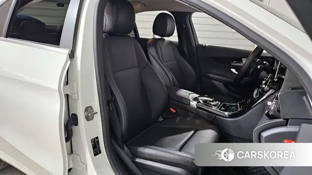 Mercedes-Benz C-Class W205 id 3772625 из Кореи 20