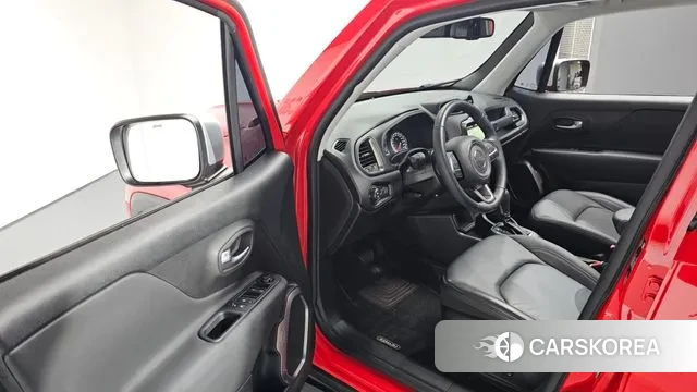 Jeep Renegade id 3333791 из Кореи 20