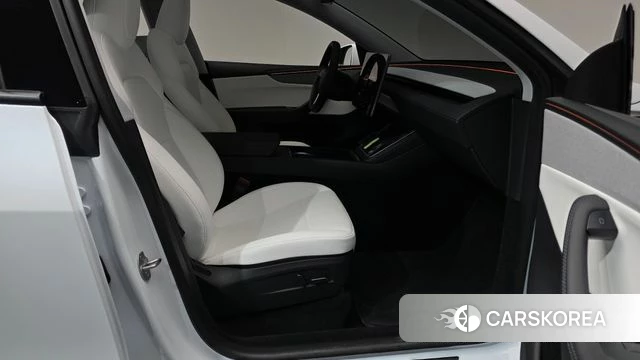 Tesla Model Y id 3921471 из Кореи 20