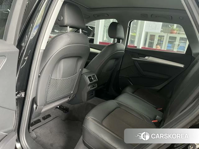 Audi Q5L id 4238088 из Китая 16