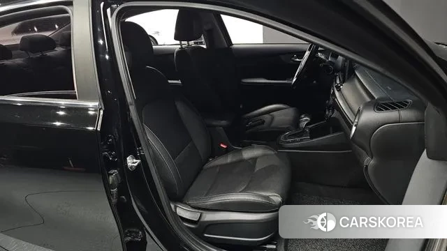 Kia Come New K3 id 3578414 из Кореи 20