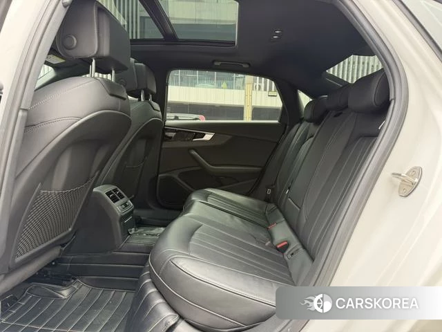 Audi A4L id 4278636 из Китая 14
