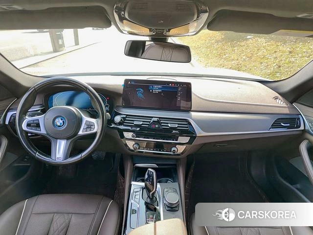 BMW 5 series PHEV id 4259061 из Китая 10