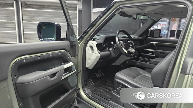 Land Rover Defender (L663) id 4848709 из Кореи 36