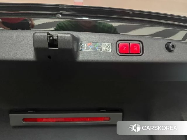 Mercedes-Benz E-Class W214 id 4194458 из Кореи 11