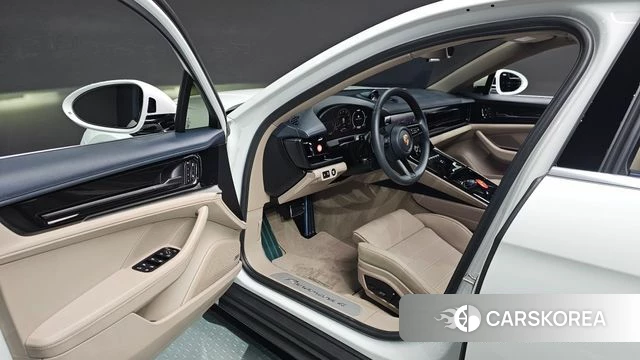 Porsche Panamera (976) id 4487644 из Кореи 20