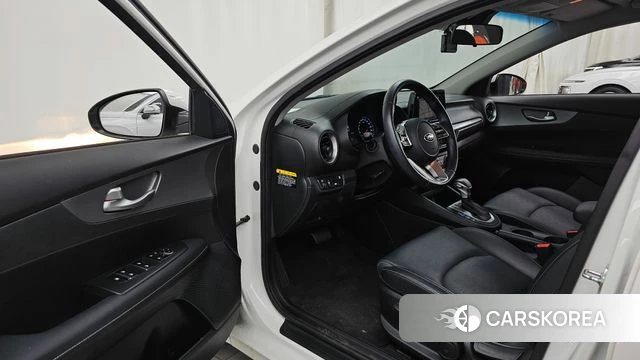 Kia Come New K3 id 4620134 из Кореи 20