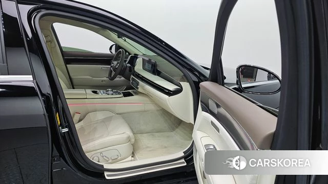 Genesis G90 (RS4) id 3832260 из Кореи 20