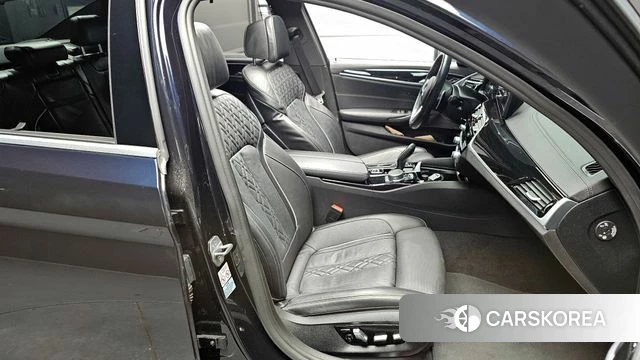 BMW 5 Series (G30) id 3833032 из Кореи 20