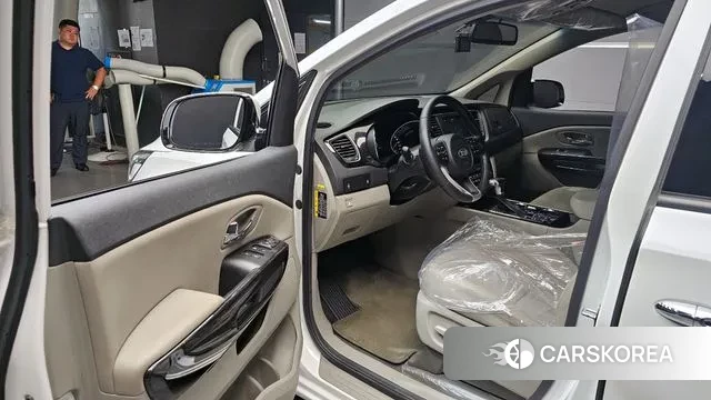 Kia The New Carnival id 3045189 из Кореи 20