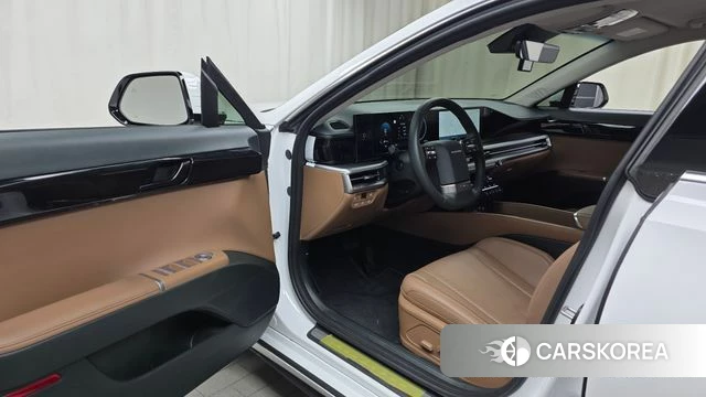 Hyundai Grandeur Hybrid (GN7) id 4302551 из Кореи 32