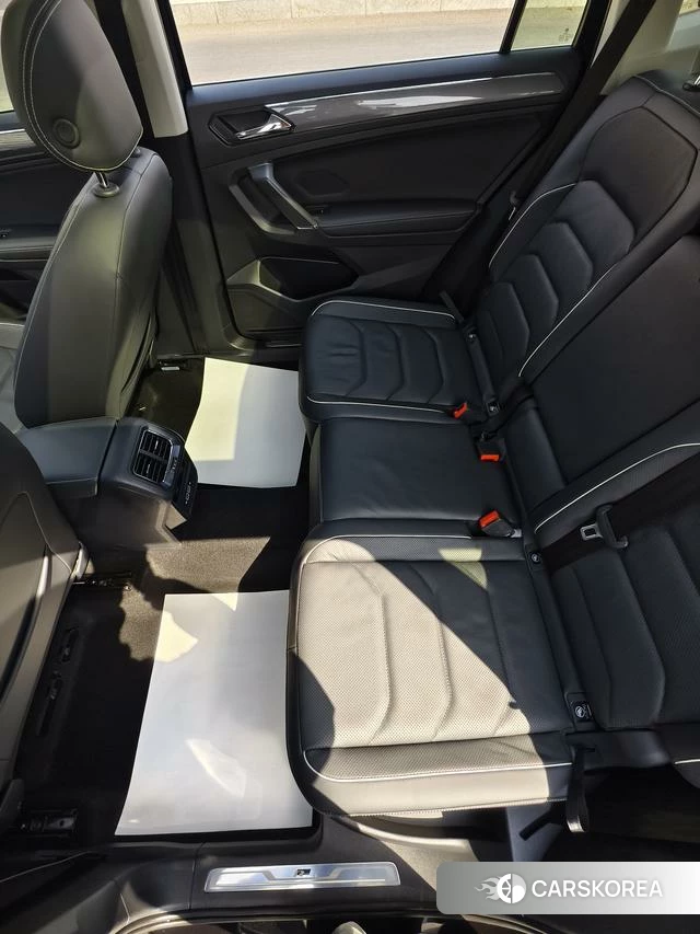 Volkswagen Tiguan L id 4217556 из Китая 16