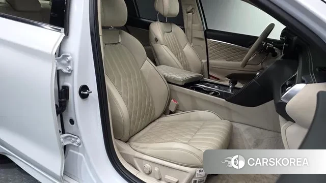 Genesis The New G70 id 3634806 из Кореи 20