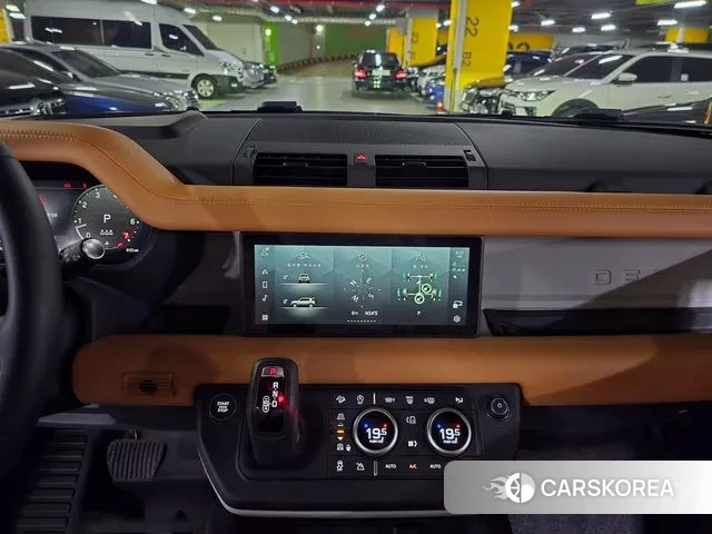 Land Rover Defender (L663) id 3041231 из Кореи 20