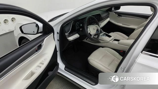 Hyundai The New Grandeur IG Hybrid id 4740505 из Кореи 34