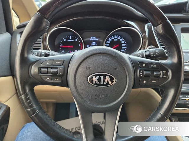 Kia The New Carnival id 4378005 из Кореи 20