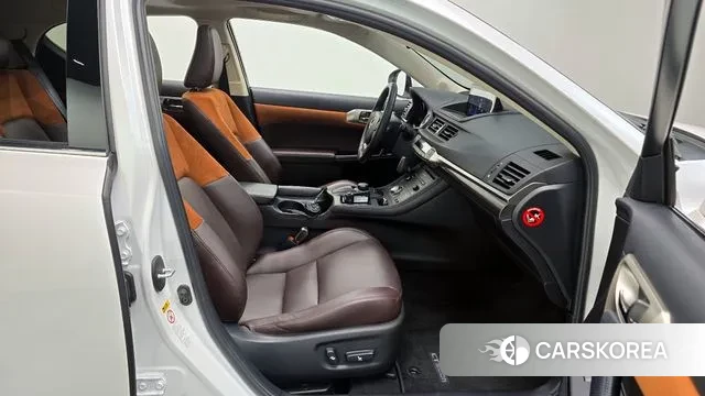 Lexus CT200h id 3413394 из Кореи 20