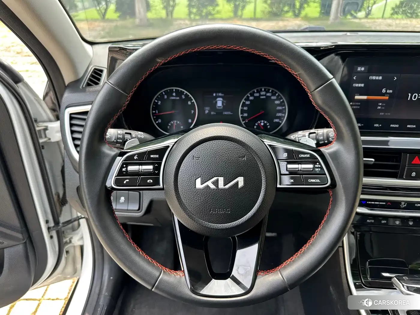 Kia KX3 id 4629137 из Китая 13