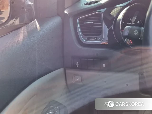 Kia The New Carnival id 3546913 из Кореи 13