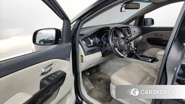 Kia The New Carnival id 4448036 из Кореи 31