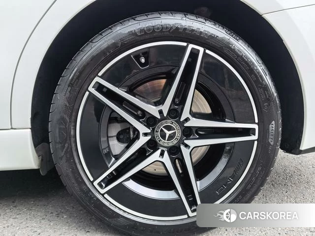 Mercedes-Benz Class C id 3920540 из Китая 17