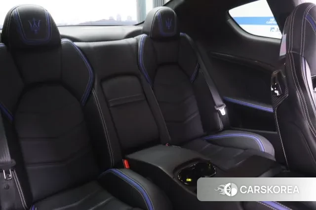 Maserati GranTurismo id 3703727 из Кореи 18