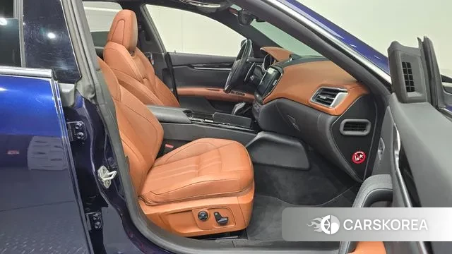 Maserati Ghibli id 2970956 из Кореи 20