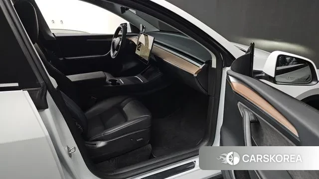 Tesla Model Y id 3596857 из Кореи 20