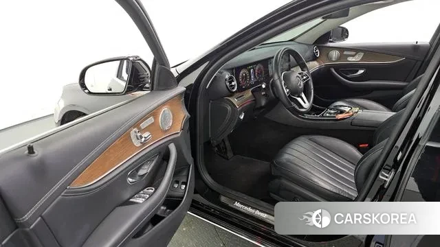 Mercedes-Benz E-Class W213 id 3469149 из Кореи 20