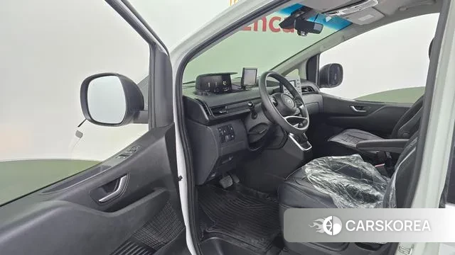 Hyundai Staria id 3758656 из Кореи 20