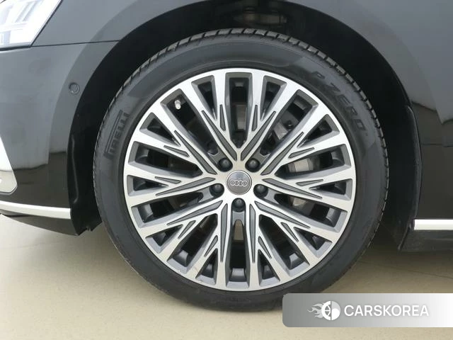 Audi A8 id 4210489 из Китая 16