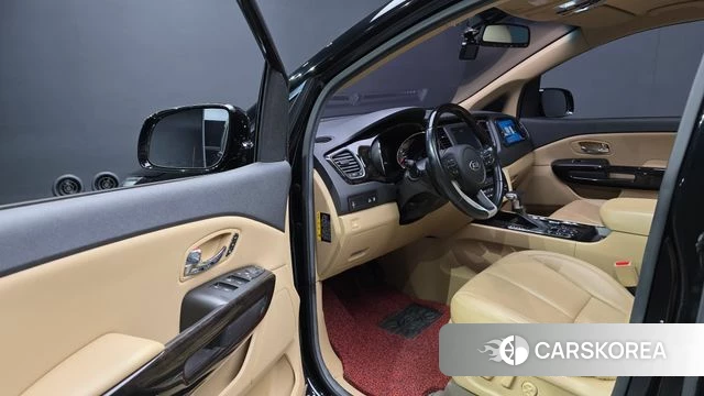 Kia The New Carnival id 3853807 из Кореи 20