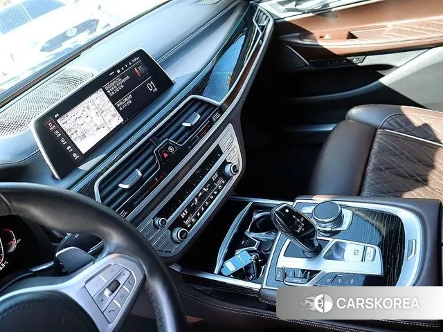 BMW 7 Series (G11) id 3315475 из Кореи 19