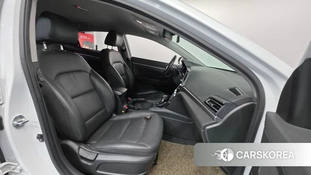 Hyundai The New Avante AD id 4180337 из Кореи 20