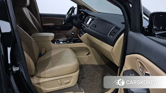 Kia The New Carnival id 3029093 из Кореи 20