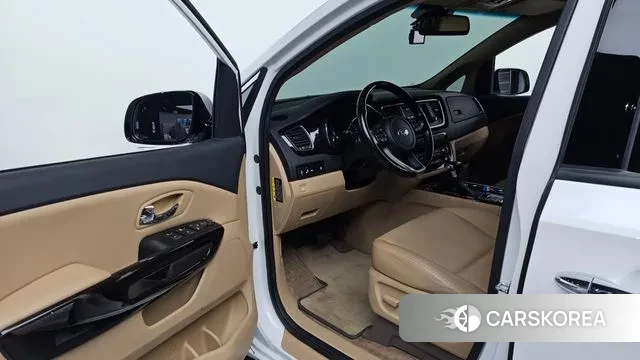 Kia The New Carnival id 3324735 из Кореи 20