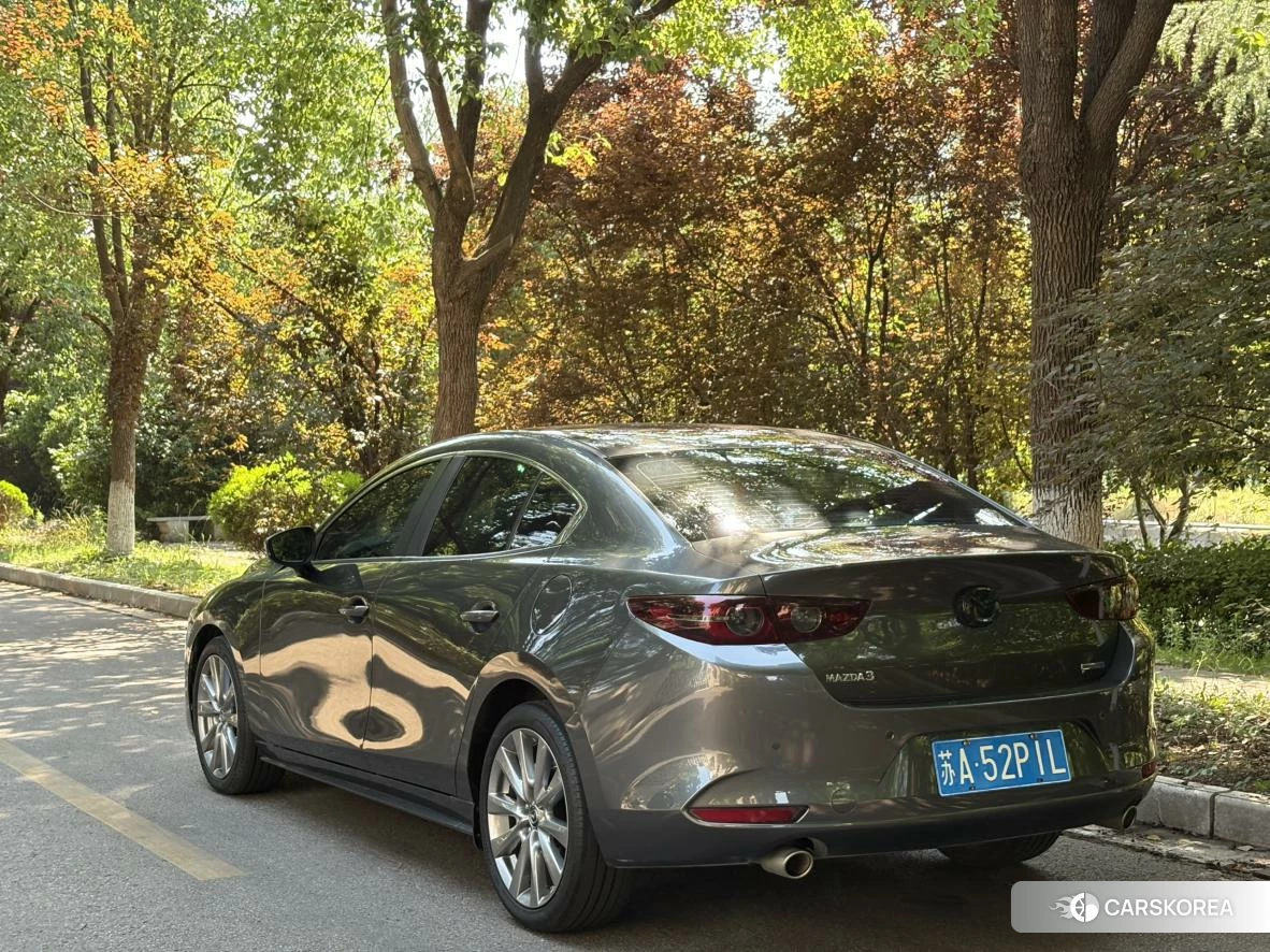 Mazda 3 id 4453845 из Китая 11