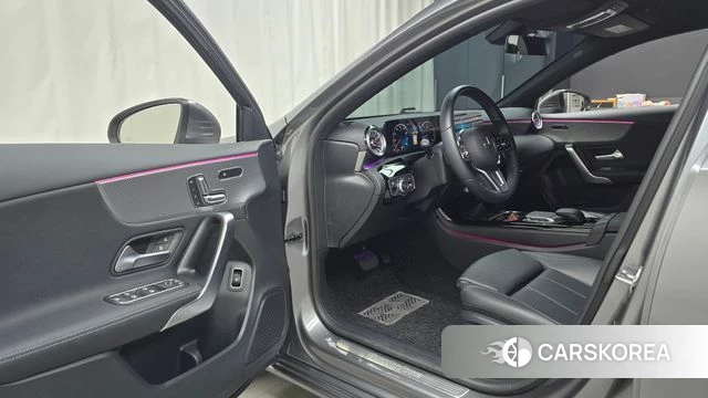 Mercedes-Benz A-Class W177 id 4562108 из Кореи 30
