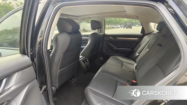 Honda Accord id 4255754 из Китая 11